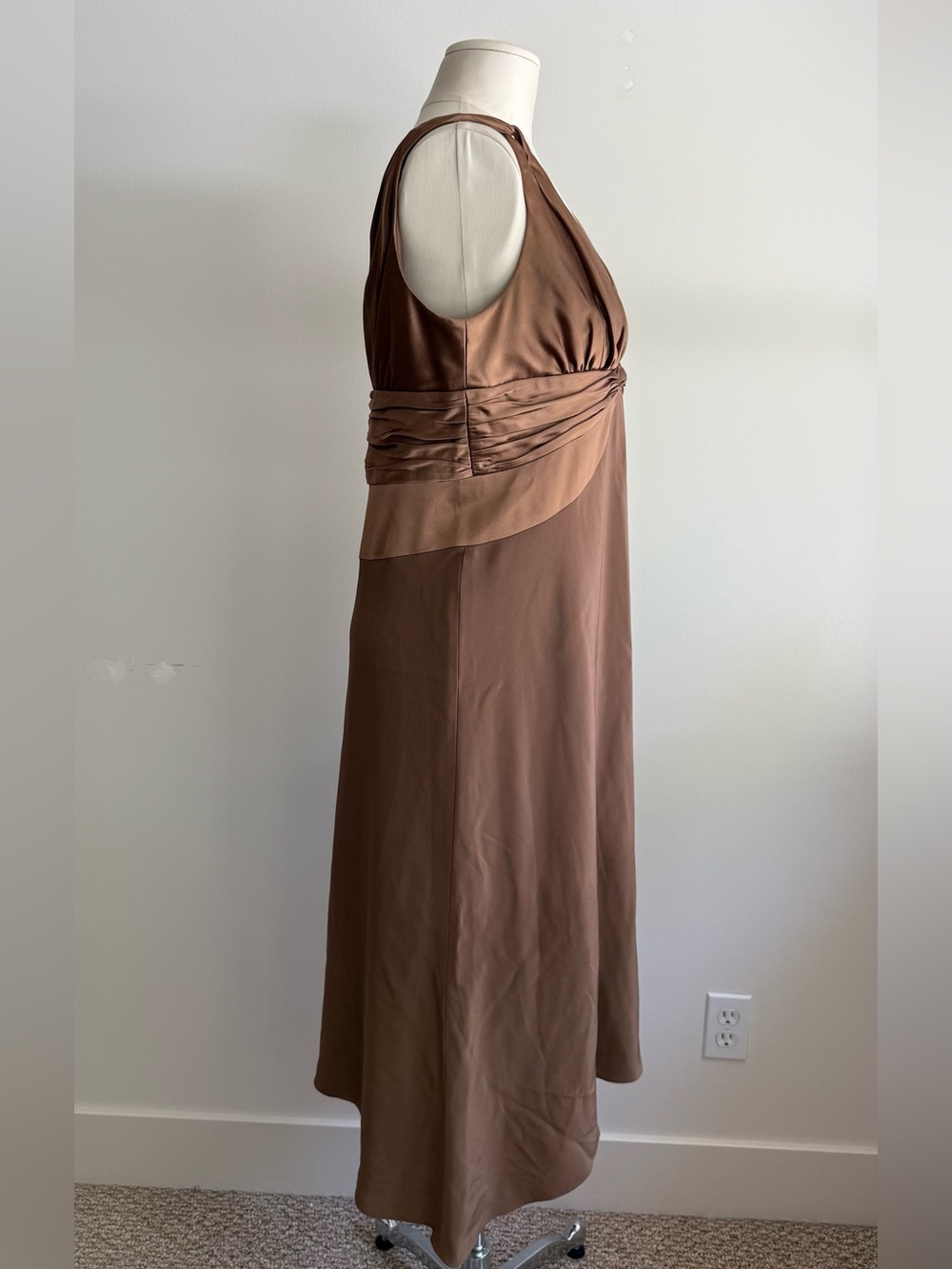 Anne Klein Chocolate Brown V-Neck Midi Dress - Picture 6 of 11